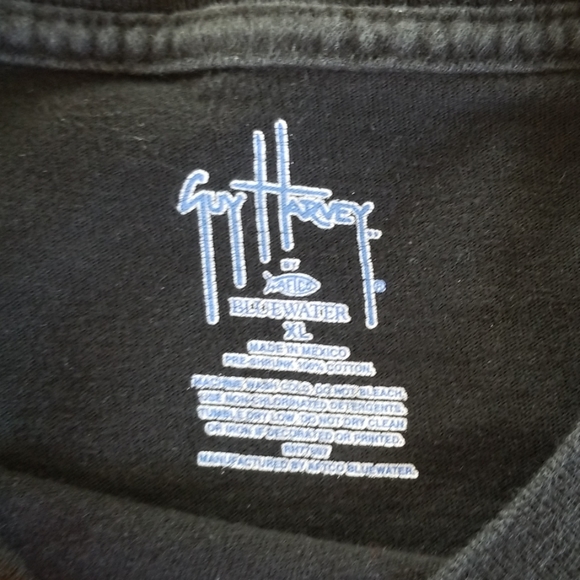 2 Guy Harvey shirts - Picture 3 of 6